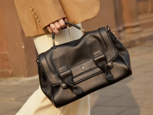 แฟชั่น_Black